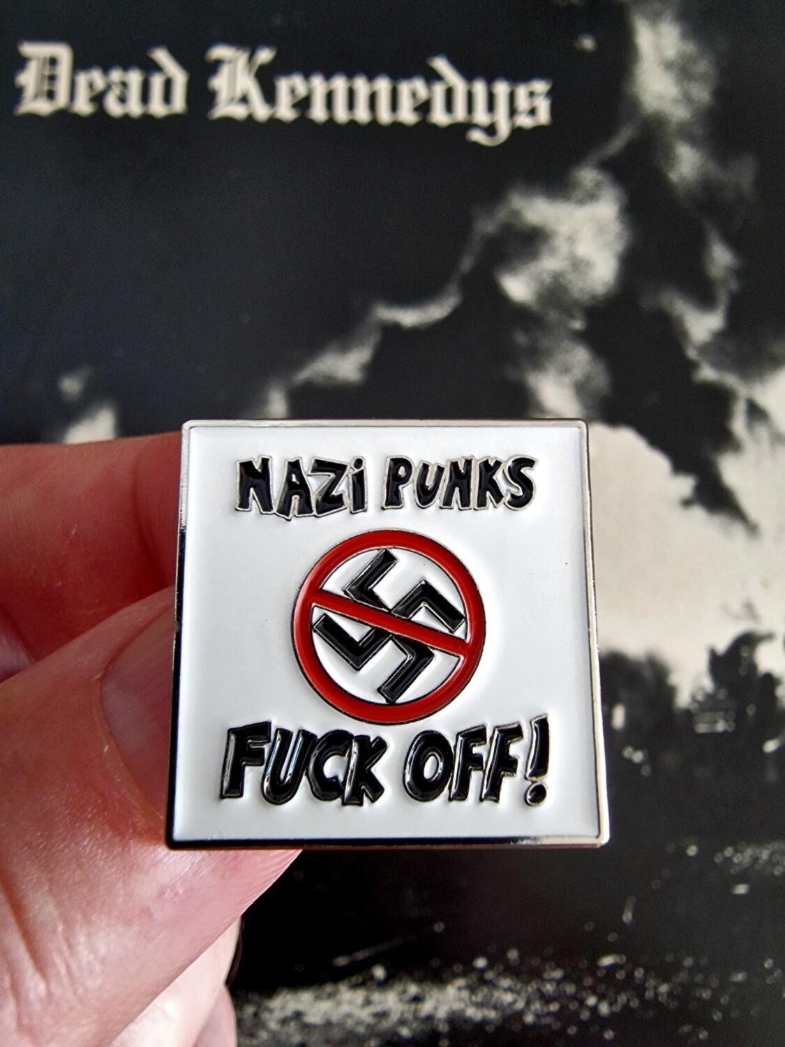 Dead Kennedys NAZI PUNKS FUCK OFF
