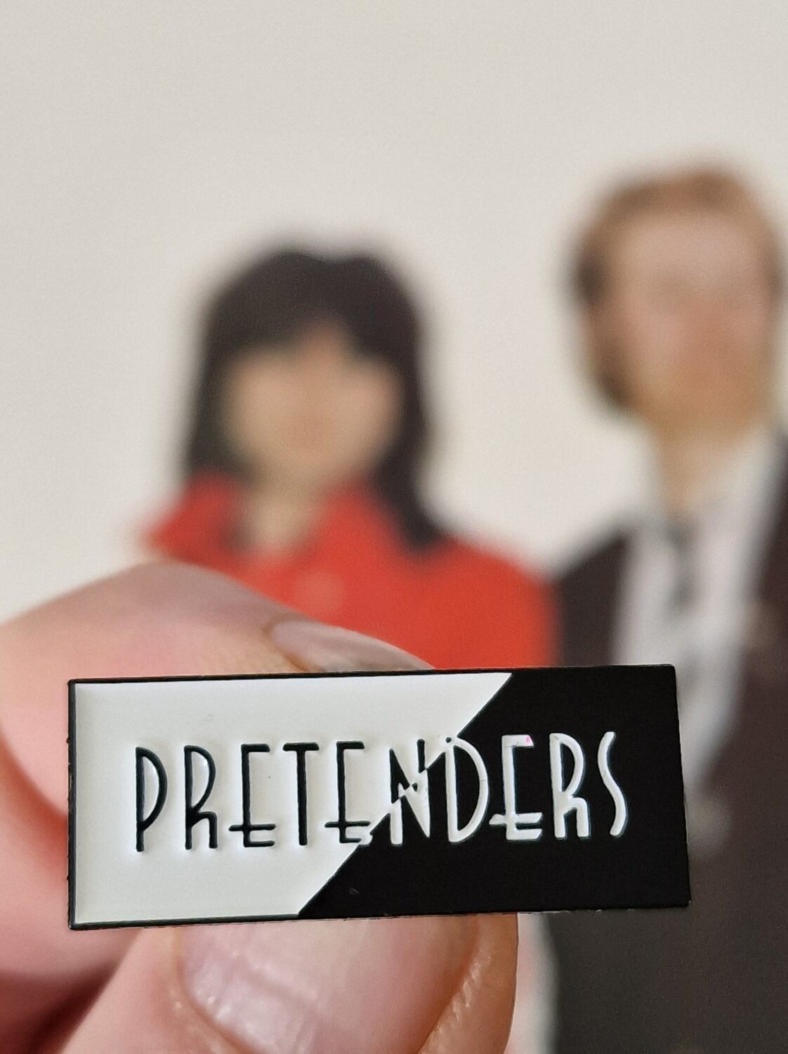 PRETENDERS