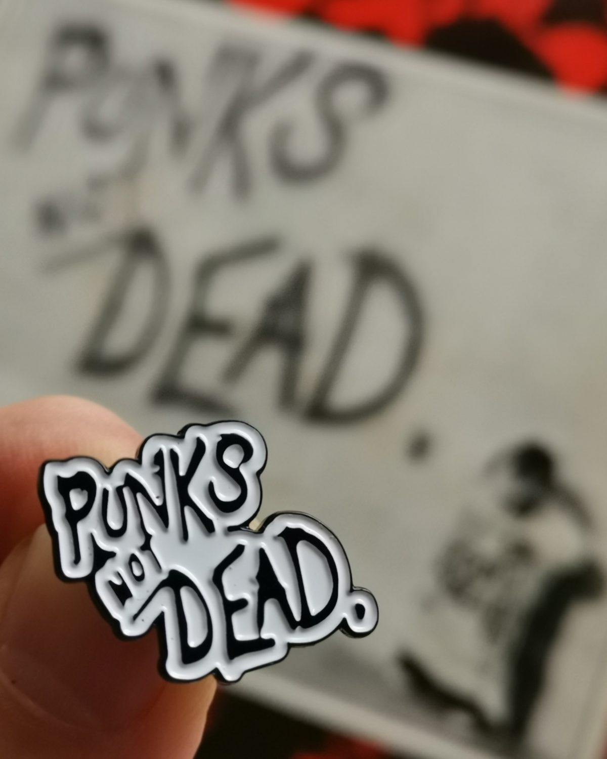 The Exploited PUNKS NOT DEAD